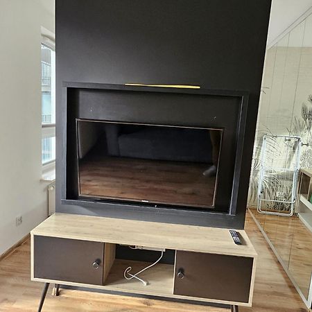 Urban Jungle Apartament Wenus ビャウィストク エクステリア 写真