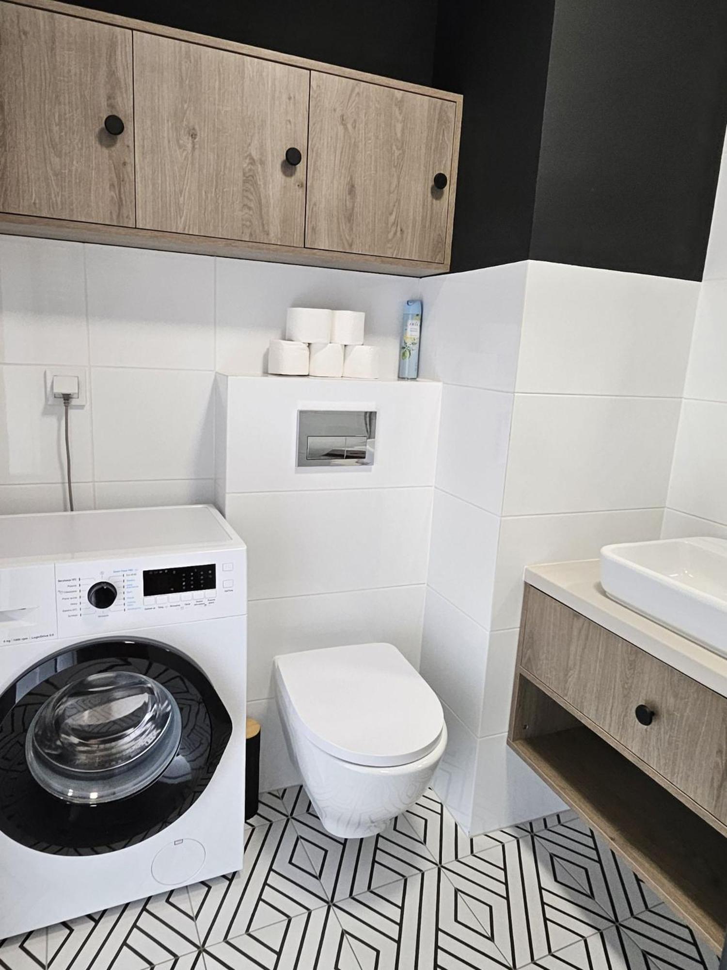 Urban Jungle Apartament Wenus ビャウィストク エクステリア 写真